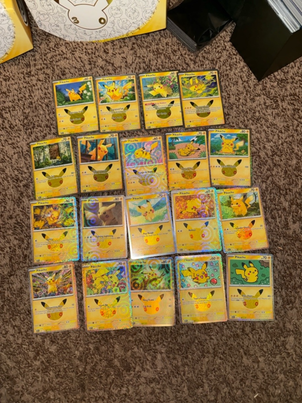 19/30 Pikachu Holo 30th Celebration Cards Pokemon